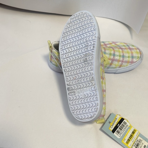 Cat and jack slip on shoes daisy kegan - Picture 3 of 3